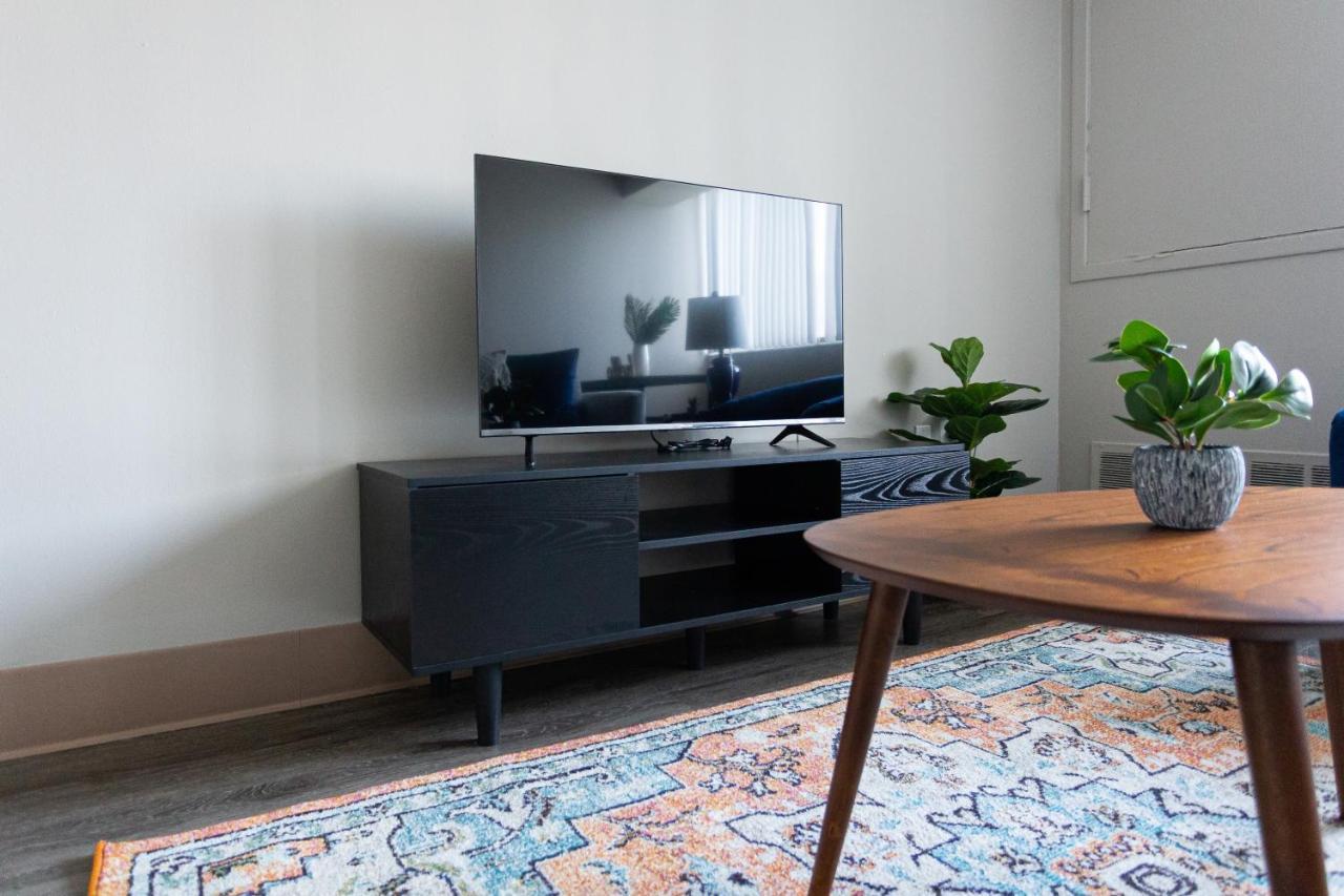 Frontdesk 1431 Washington Blvd Apts Downtown Detroit 底特律 客房 照片