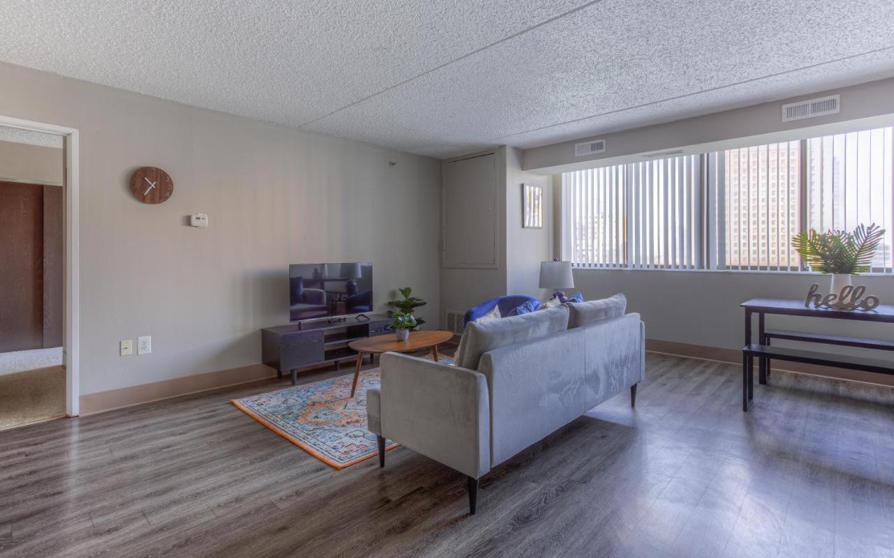 Frontdesk 1431 Washington Blvd Apts Downtown Detroit 底特律 客房 照片